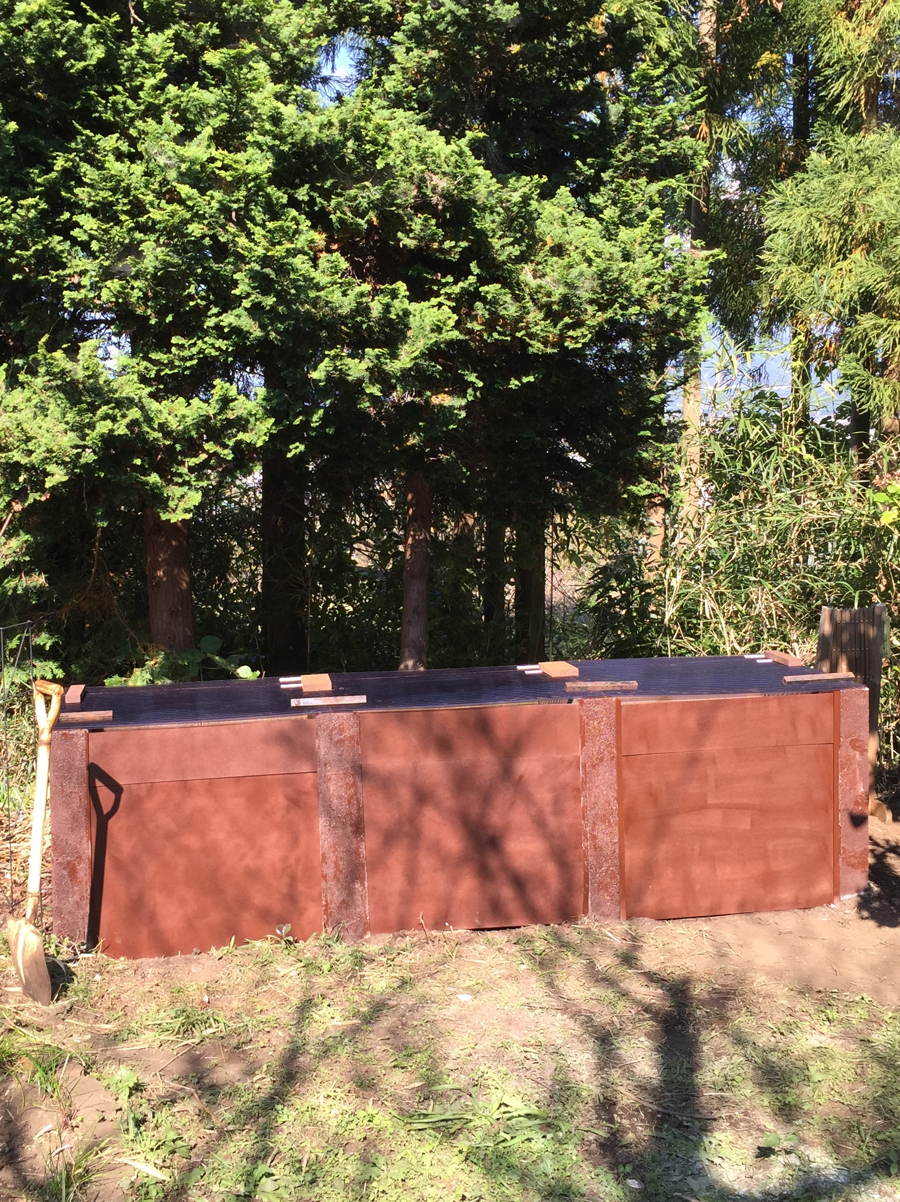 コンポストボックスを自作 生ごみ堆肥を作る 1 田中安良里